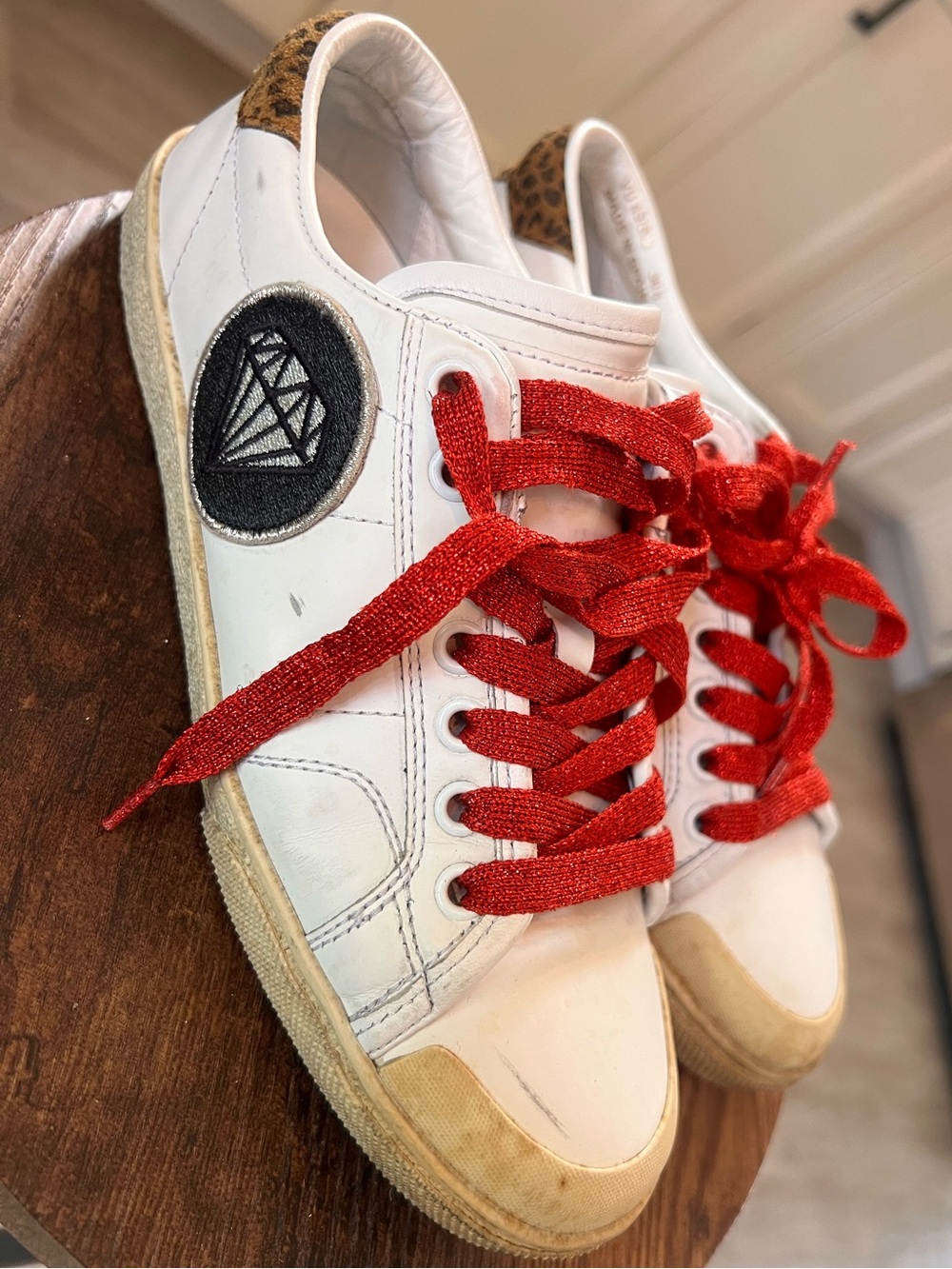 SAINT LAURENT COURT CLASSIC SNEAKERS ✨ - Picture 2 of 8